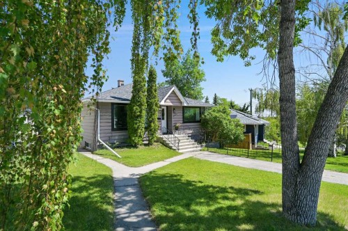 2326 19 Street Sw, Calgary, AB - Outdoor