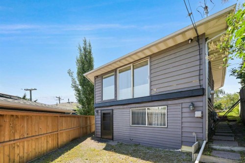 2326 19 Street Sw, Calgary, AB - Outdoor With Exterior