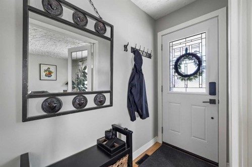 2326 19 Street Sw, Calgary, AB - Indoor Photo Showing Other Room