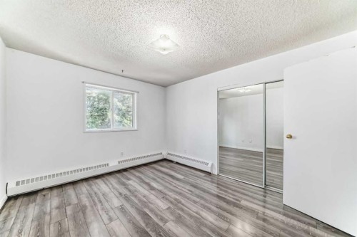 312-21 Dover Point Se, Calgary, AB - Indoor Photo Showing Other Room