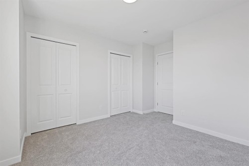 11 Park Lane, Didsbury, AB - Indoor