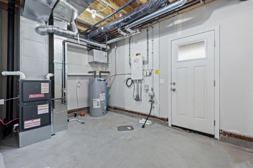 10 Park Lane, Didsbury, AB - Indoor Photo Showing Basement