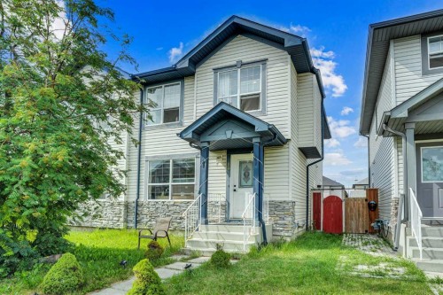 19 Taravista Gardens NE Calgary, AB T3J 4K8