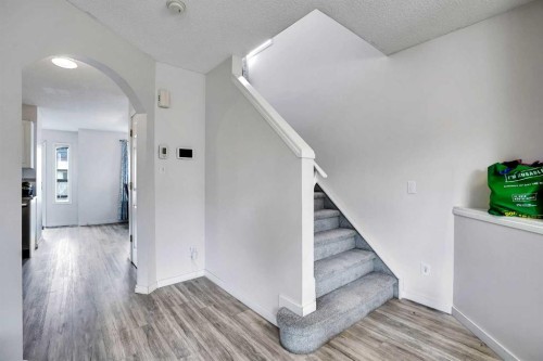 19 Taravista Gardens Ne, Calgary, AB - Indoor Photo Showing Other Room