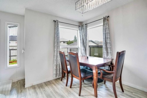19 Taravista Gardens Ne, Calgary, AB - Indoor Photo Showing Dining Room