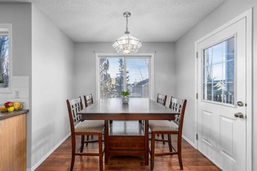 69 Royal Elm Mews, Calgary, AB - Indoor Photo Showing Dining Room