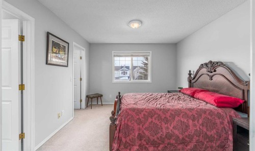 69 Royal Elm Mews, Calgary, AB - Indoor Photo Showing Bedroom