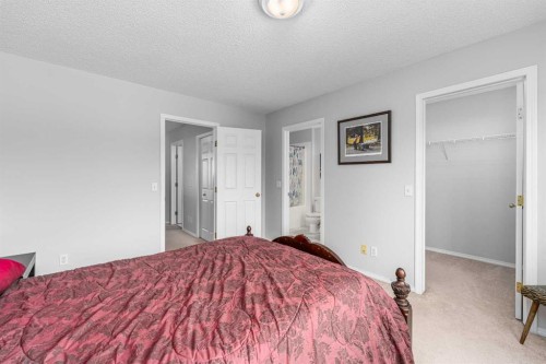 69 Royal Elm Mews, Calgary, AB - Indoor Photo Showing Bedroom
