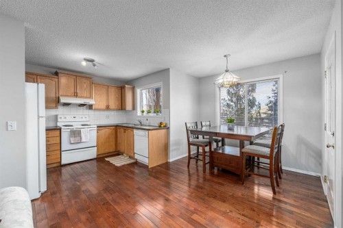 69 Royal Elm Mews, Calgary, AB - Indoor