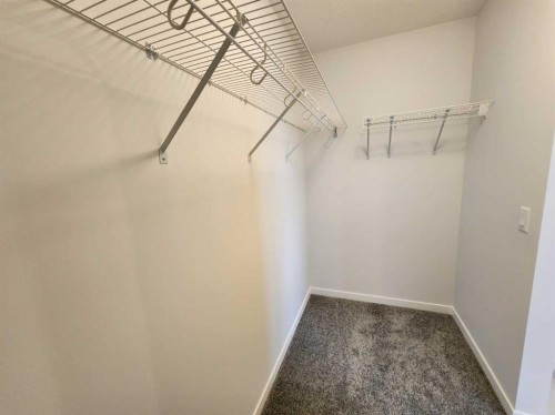 575 Lucas Boulevard Nw, Calgary, AB - Indoor With Storage