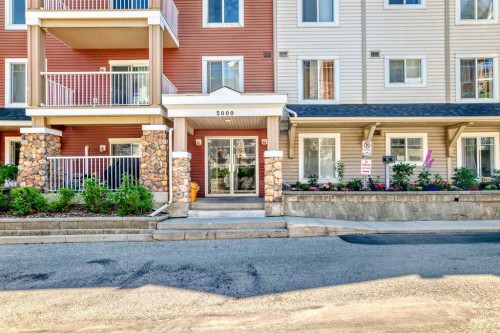 5311-70 Panamount Drive Nw, Calgary, AB - Outdoor With Balcony With Facade