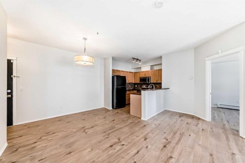 5311-70 Panamount Drive Nw, Calgary, AB - Indoor Photo Showing Kitchen
