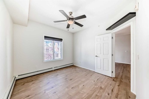 5311-70 Panamount Drive Nw, Calgary, AB - Indoor Photo Showing Other Room