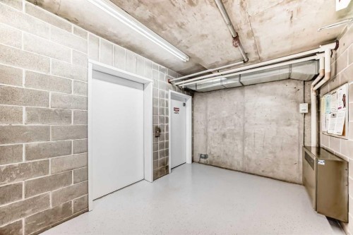 5311-70 Panamount Drive Nw, Calgary, AB - Indoor