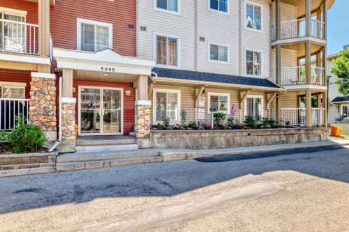 5311-70 Panamount Drive Nw, Calgary, AB - Outdoor With Balcony With Facade