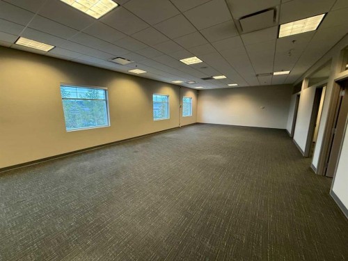 100 Grande Boulevard, Cochrane, AB 