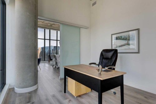 3101-1010 6 Street Sw, Calgary, AB - Indoor Photo Showing Office