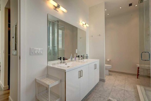 3101-1010 6 Street Sw, Calgary, AB - Indoor Photo Showing Bathroom