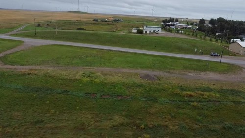 7 Railway Avenue South, Lomond, AB 