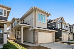 155 Chinook Winds Manor SW Airdrie, AB T4B 5P9