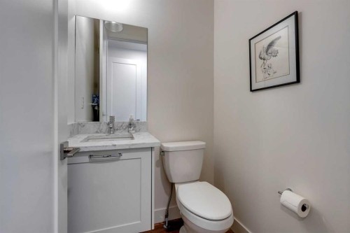 483 Rivercrest View, Cochrane, AB - Indoor Photo Showing Bathroom