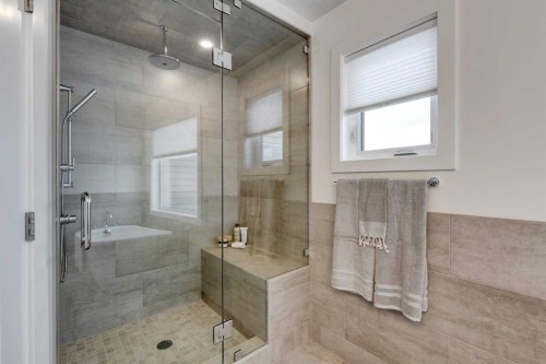 483 Rivercrest View, Cochrane, AB - Indoor Photo Showing Bathroom