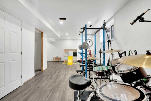 2020 Windsong Drive Sw, Airdrie, AB - Indoor