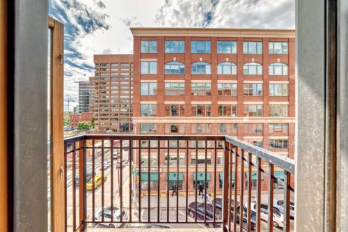 402-240 11 Avenue Sw, Calgary, AB -  Photo Showing Other Room