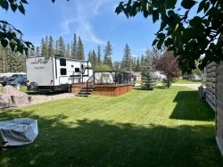 35-33051 Range Road 60  Rural Mountain View County, AB T0M 1X0