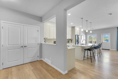 672 Walgrove Boulevard Se, Calgary, AB - Indoor