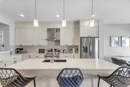 672 Walgrove Boulevard Se, Calgary, AB - Indoor Photo Showing Kitchen With Upgraded Kitchen