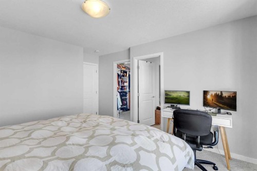 672 Walgrove Boulevard Se, Calgary, AB - Indoor Photo Showing Bedroom