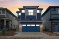 1313 Midtown Road SW Airdrie, AB T4B 5M9