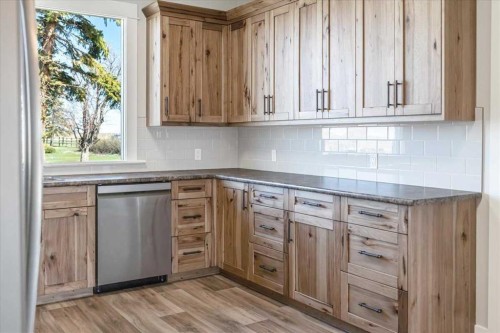 204050 Rr 245, Rural Vulcan County, AB - Indoor Photo Showing Kitchen