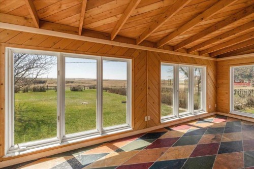 204050 Rr 245, Rural Vulcan County, AB - Indoor Photo Showing Other Room