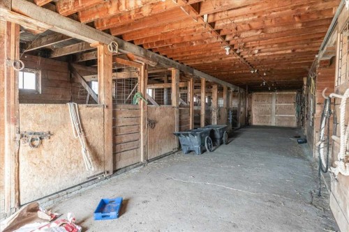 204050 Rr 245, Rural Vulcan County, AB - Indoor Photo Showing Basement