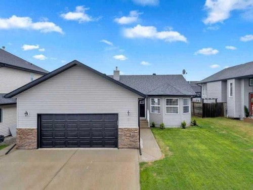 3 Liberty Place, Sylvan Lake, AB - Outdoor