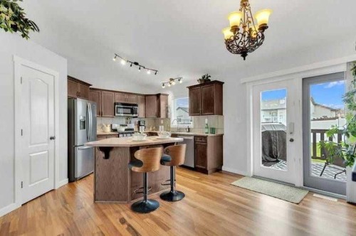 3 Liberty Place, Sylvan Lake, AB - Indoor Photo Showing Kitchen With Stainless Steel Kitchen
