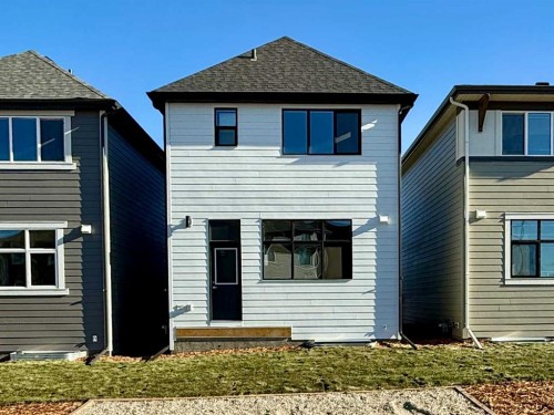 15 Magnolia Street, Calgary, AB - Outdoor With Exterior