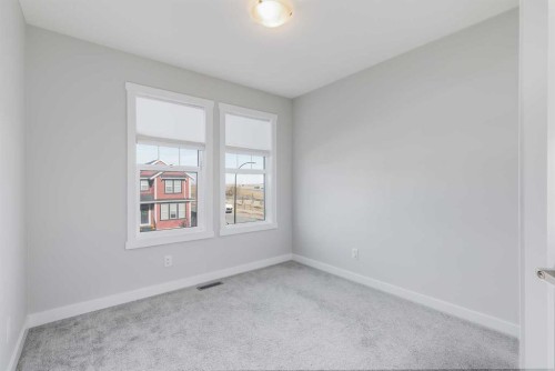 461 South Point Glen Sw, Airdrie, AB - Indoor Photo Showing Other Room