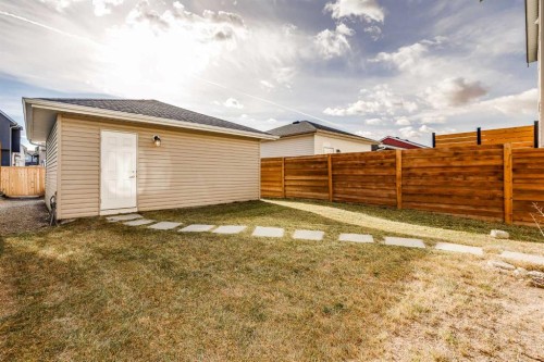461 South Point Glen Sw, Airdrie, AB - Outdoor