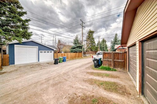 53 Wakefield Drive Sw, Calgary, AB - Outdoor With Exterior