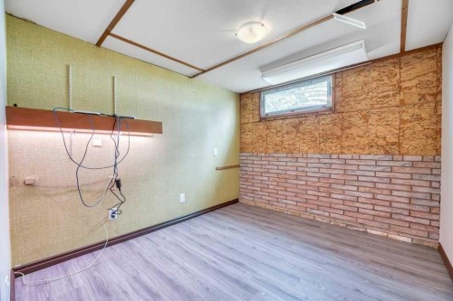 121 Cousin Street, Rural Wheatland County, AB - Indoor Photo Showing Other Room