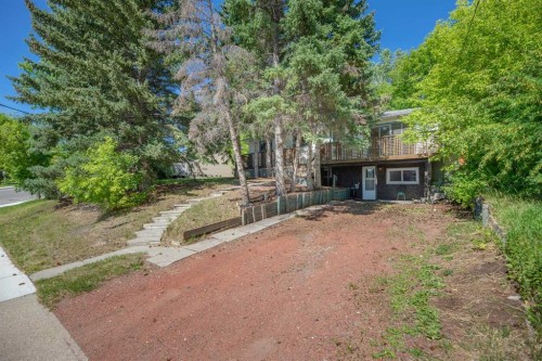 4908 23 Avenue Nw, Calgary, AB - Outdoor