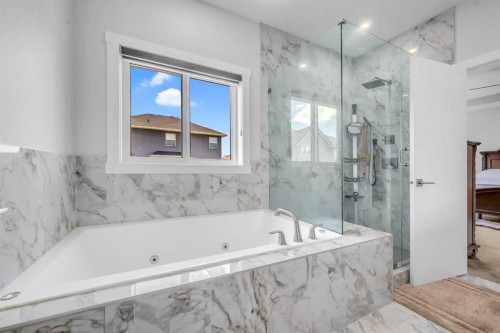 198 Kinniburgh Crescent, Chestermere, AB - Indoor Photo Showing Bathroom