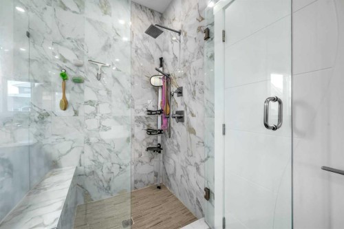 198 Kinniburgh Crescent, Chestermere, AB - Indoor Photo Showing Bathroom