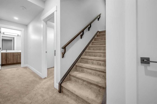 198 Kinniburgh Crescent, Chestermere, AB - Indoor Photo Showing Other Room