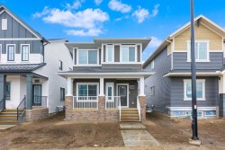 990 Chinook Winds Meadow SW Airdrie, AB T4B 5R1