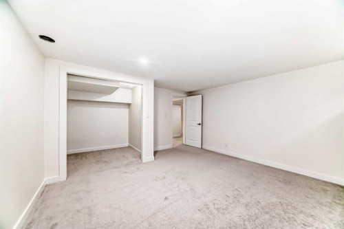 5173 Whitestone Road Ne, Calgary, AB - Indoor Photo Showing Other Room
