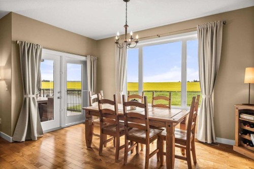 653 West Highland Crescent, Carstairs, AB - Indoor Photo Showing Dining Room